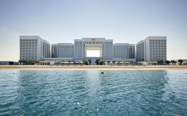 Отель Hotel Riu Dubai