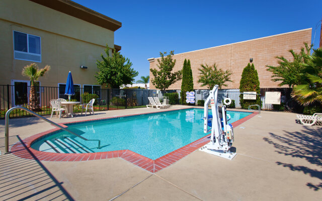 Hampton Inn & Suites Sacramento-Cal Expo