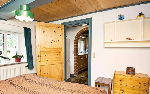 Vintage Holiday Home in Bredebro near Sea