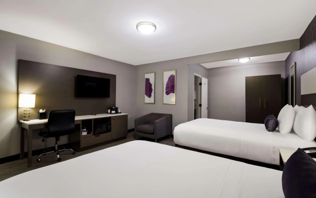 Sunset West Hotel, SureStay Collection by Best Western