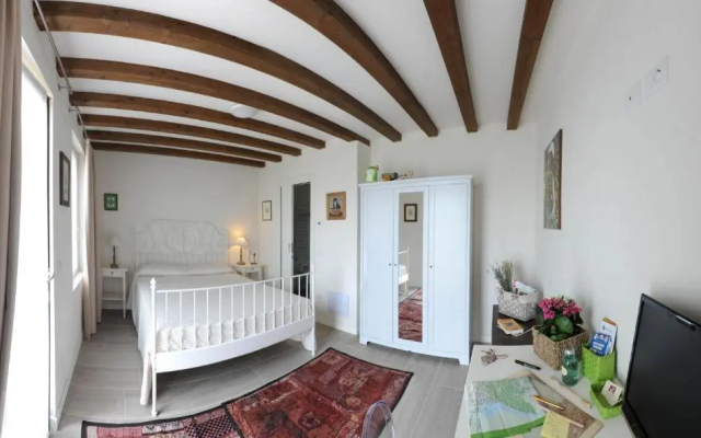 Monte Maino Bed & Breakfast