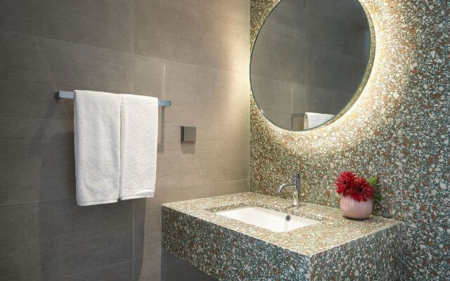 L7 HONGDAE by LOTTE HOTELS