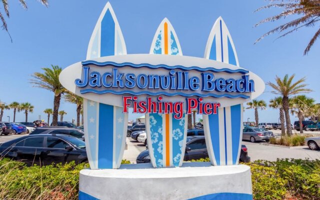 Jacksonville Beachdrifter 403, 2 Bedrooms, BeachFront, Pool, Sleeps 4