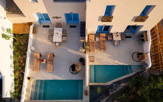 Pink Freud Villas Santorini