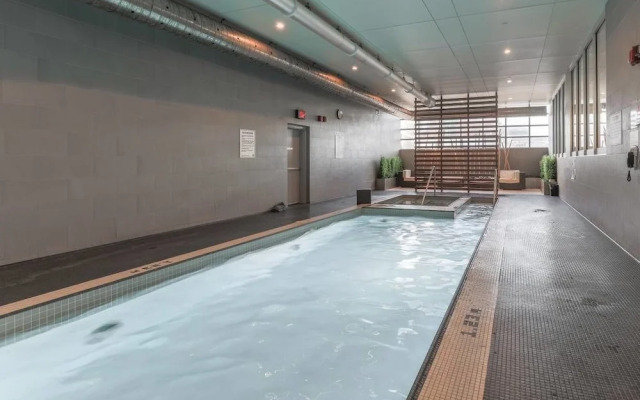 Gorgeous Luxury Condos near the CN Tower