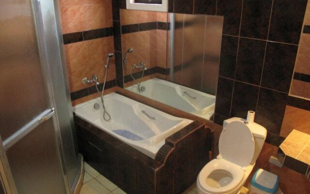 Jaimee's Hotel