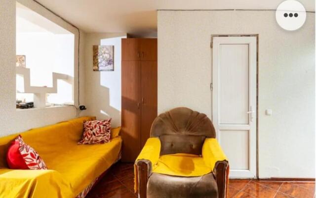 Nana's cozy and affordable home