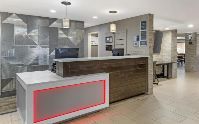 Best Western Plus Raleigh Crabtree Valley Hotel