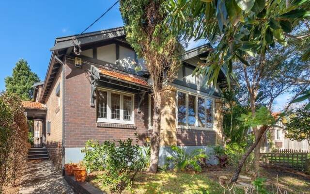 Wonderful Family Home H406