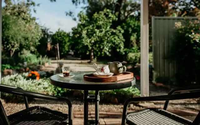 The Rabbit Hole Inn at Harvest Home