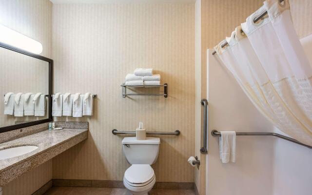 Quality Inn & Suites Hannibal