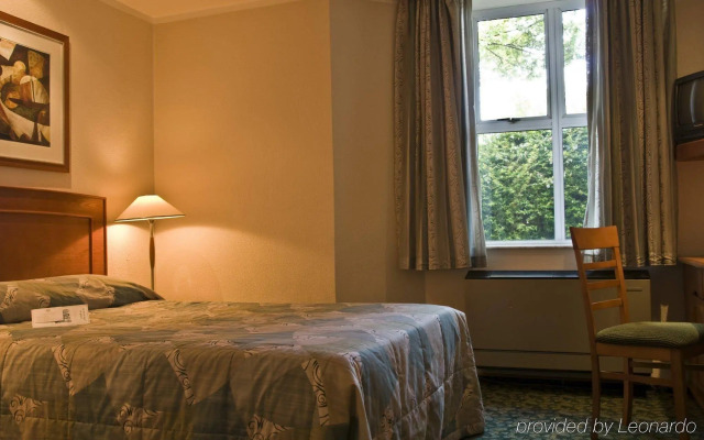 Road Lodge Sandton Grayston Drive