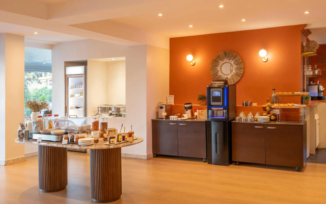 Best Western Plus La Rade