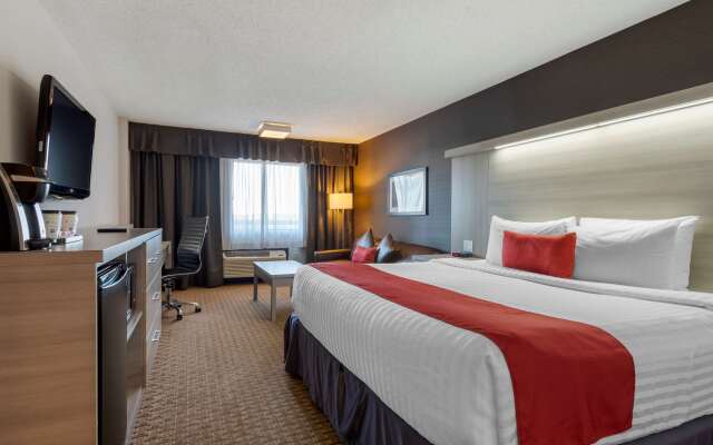 Best Western Plus Village Park Inn