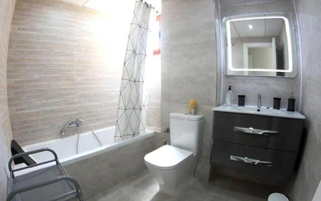 Bel appartement raffiné à 600 m de la plage