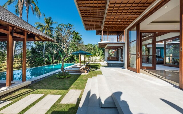 Villa Rusa Biru