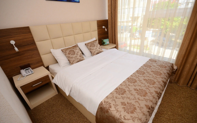 Отель «Сити»