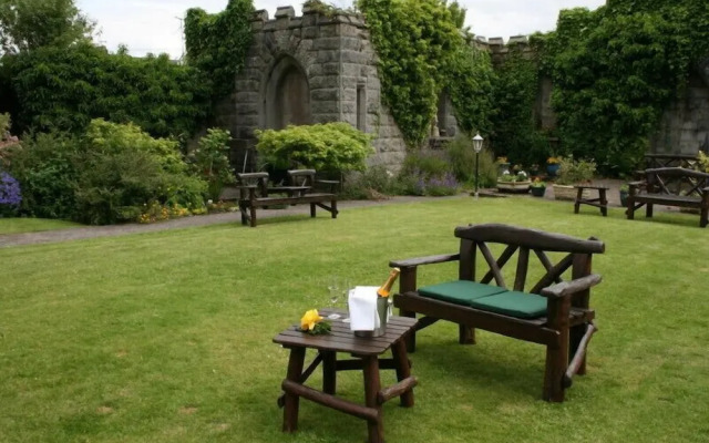 Lonsdale House Hotel