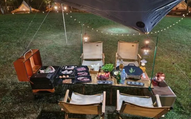 Hi King  Film Glamping