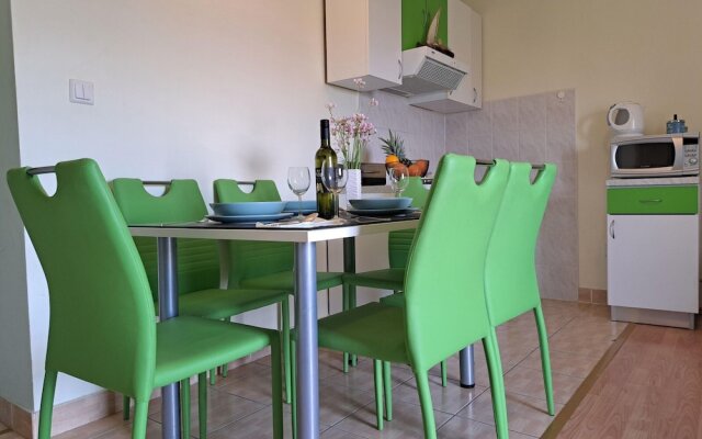 Apartment in Kastel Stafilic Near the sea