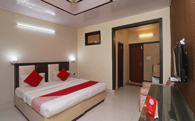 OYO 12222 Hotel Silverton