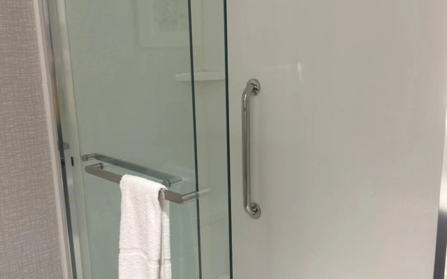 Hampton Inn by Hilton Kingston