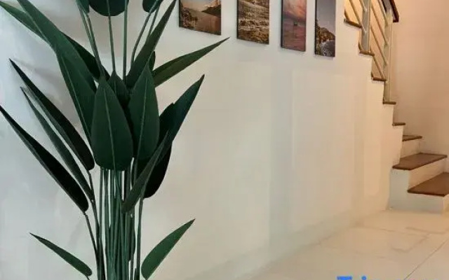 Karpal Singh Drive Seaside Georgetown 4BR-15pax by 3C