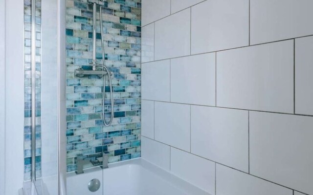 The Slipway Fowey Harbour, Parking 1 Min & Garden