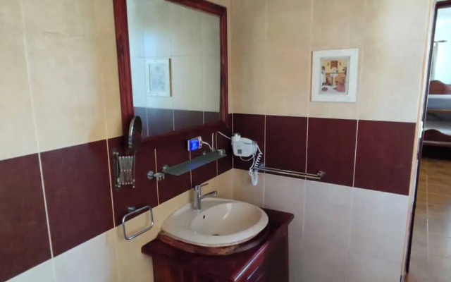 Natural Pool Villa Perfect for Families