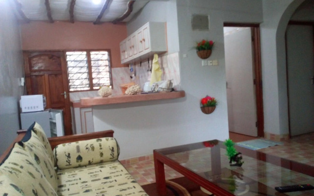 Delina Cottage Diani