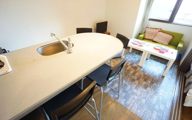 Terry's Apartment Shinsaibashi East I G07B