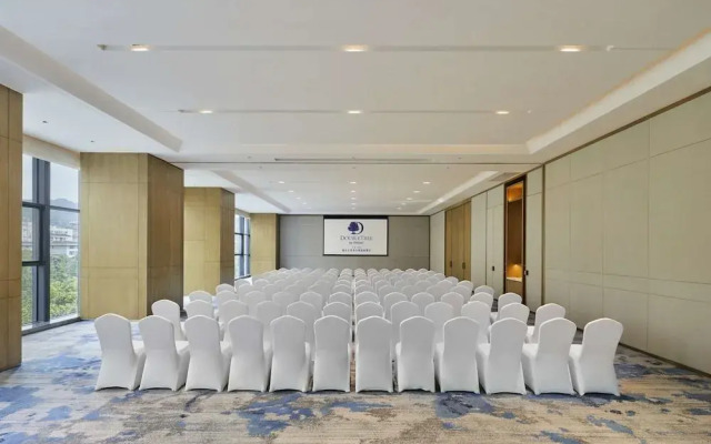 DoubleTree by Hilton Ya'An