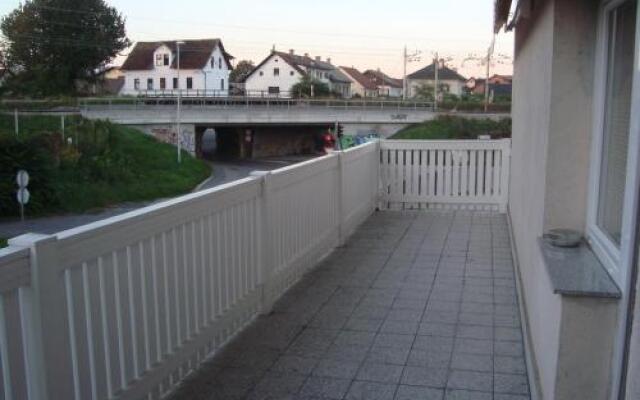 Guesthouse Koprivec