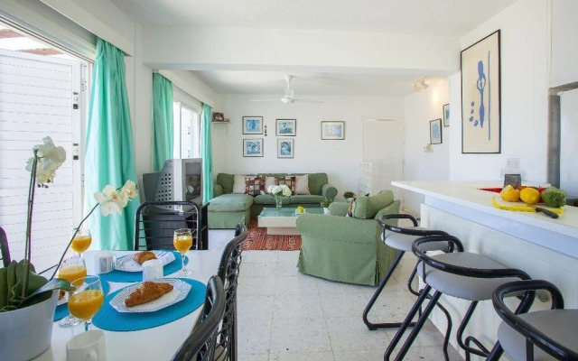 Protaras Annie Suite