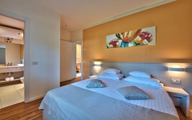 Pierre & Vacances Premium - Crvena Luka Apartments And Villas