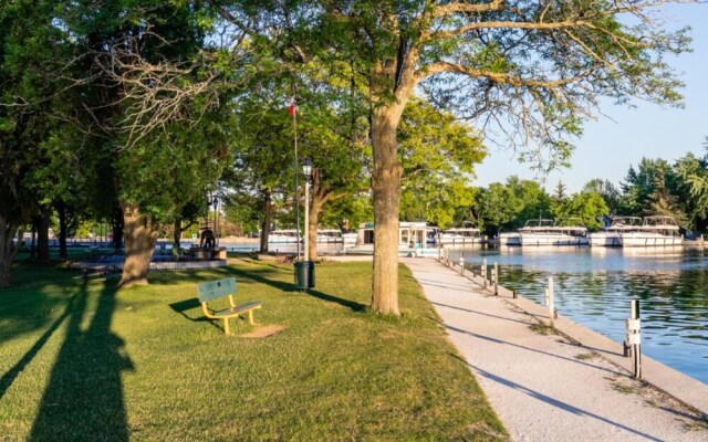 Rideau 1Bd Apartment Balcony Free Parking