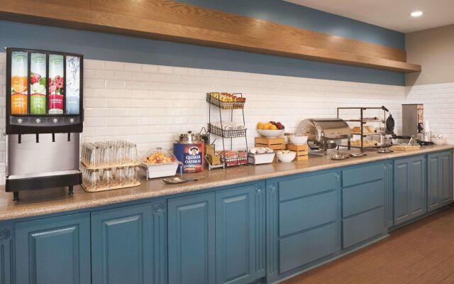 Country Inn & Suites by Radisson, Michigan City, IN