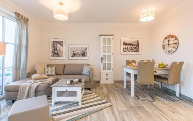 Victoria Luna _Am Meer_ Whg_5