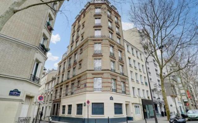 154 Suite Phil 1 Bdr With Terrace Paris