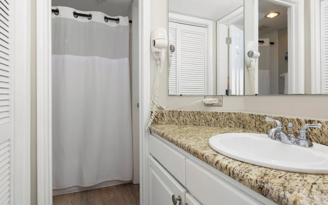 Surfside Shores #1304