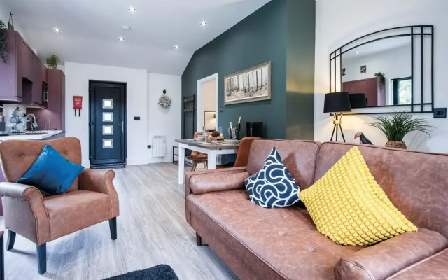 The Shed - 1 Bedroom - Cosheston