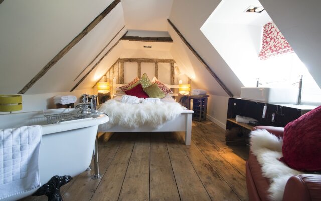 The Woolpack Inn Warehorne