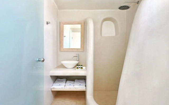 Evgenia Villas & Suites