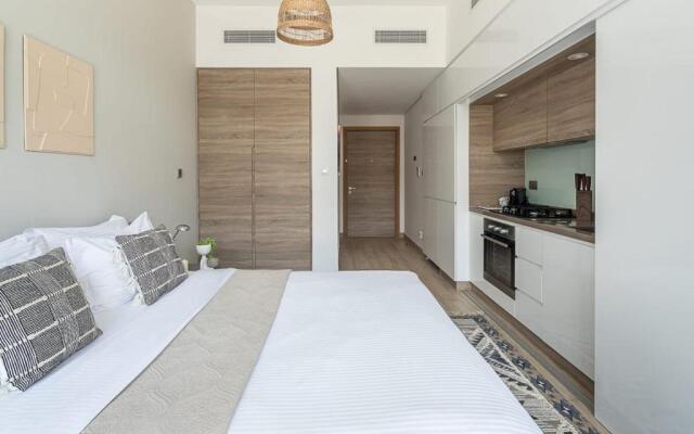 Frank Porter - Studio One