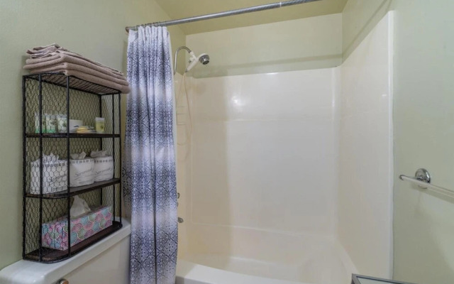 Regency Way Criterion 40 - Spruce