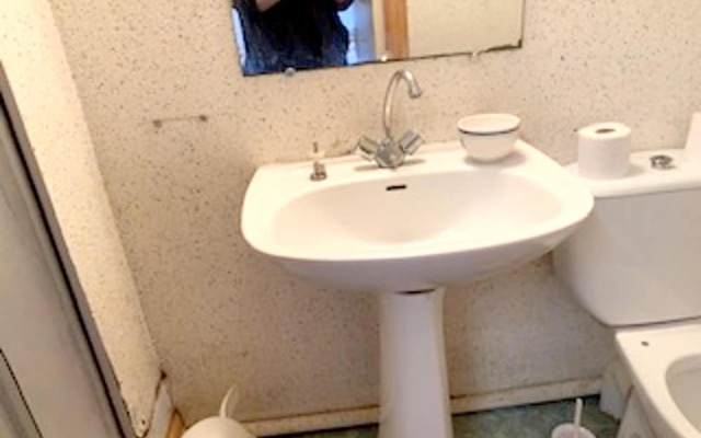 Studio in Plouguerneau, With Wonderful sea View, Enclosed Garden and Wifi