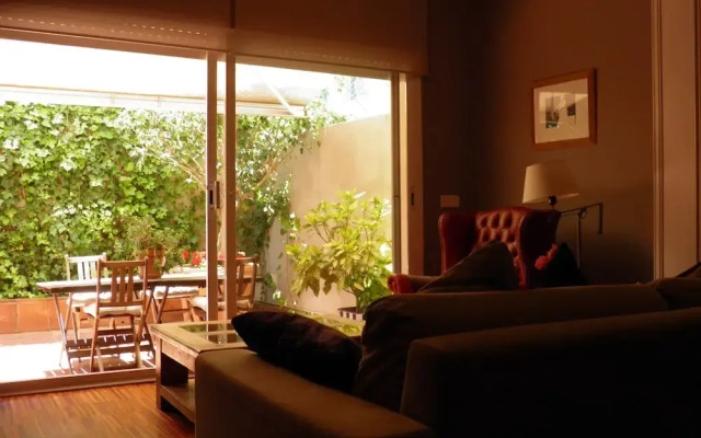 Suitur Courtyard House