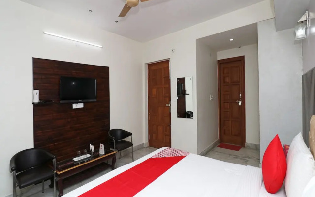 Collection O 28453 Galaxy Hotel