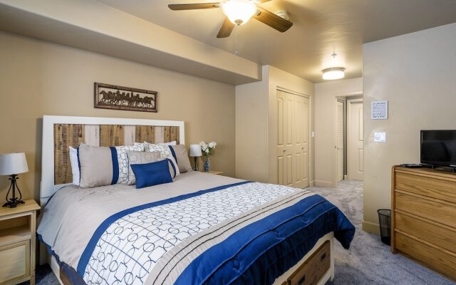 First Tracks 4204 2 Bedroom Condo