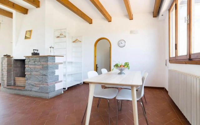 Hill's view terrace apartment